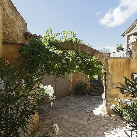 Fauve Maison D'hotes * Saint-Maximin (Gard)